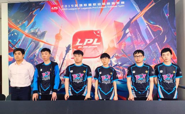 不仅是一个 不仅是一个