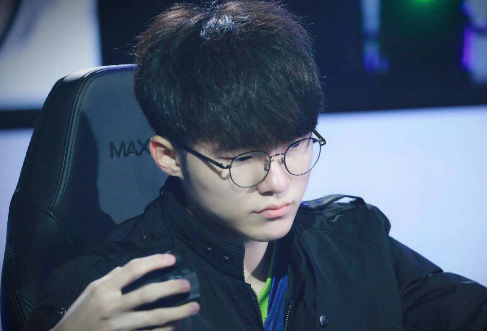 在比赛中再 在比赛中再