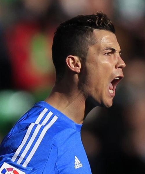 榜首与前四 榜首与前四