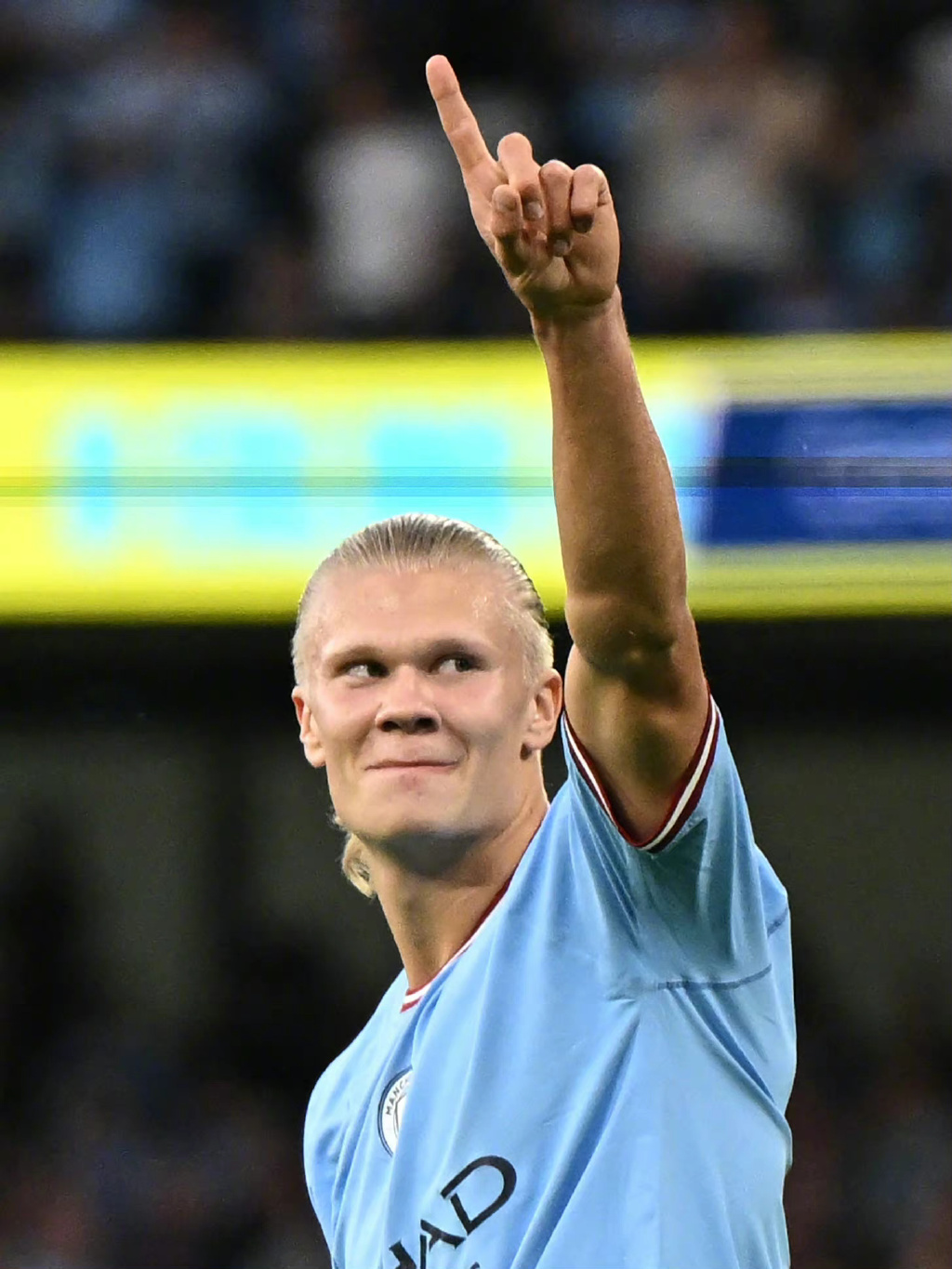 半空间的利 半空间的利